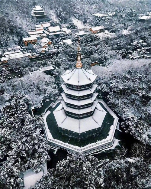 唯美的杭州西湖雪景图